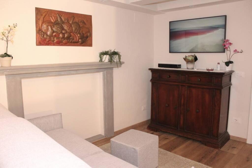 Art Apartment Santa Croce Suite Florença Exterior foto